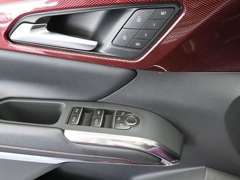 New 2026 Chevrolet Traverse RS image 37