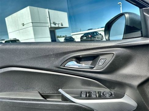 Certified 2024 Chevrolet Trax LS w/ Driver Confidence Package image 15