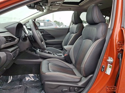 Used 2024 Subaru Crosstrek 2.5i Limited AWD/4WD image 14