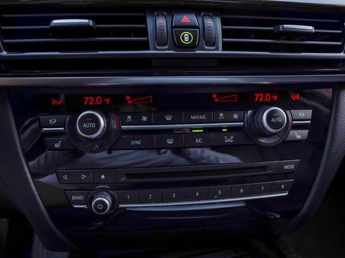 Used 2016 BMW X5 xDrive35d image 14