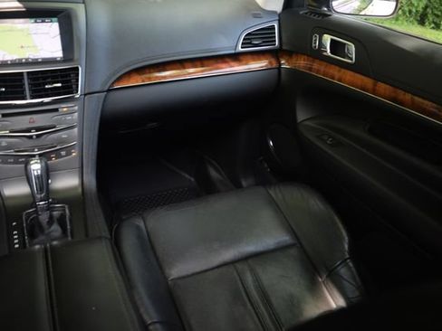 Used 2014 Lincoln MKT AWD w/ Equipment Group 201A image 14