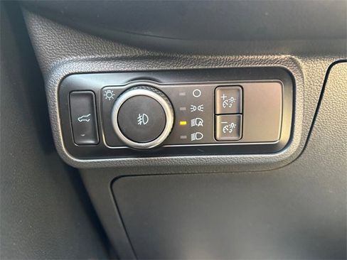 Used 2025 Ford Explorer ST-Line image 17