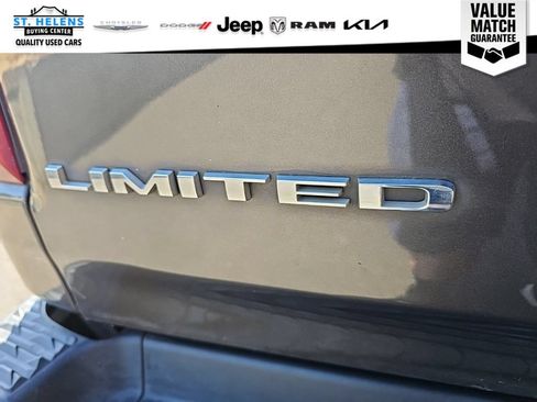 Used 2019 RAM 1500 Limited w/ Advanced Safety Group AWD/4WD image 13