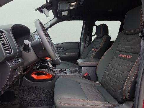 Used 2022 Nissan Frontier PRO-4X AWD/4WD image 14