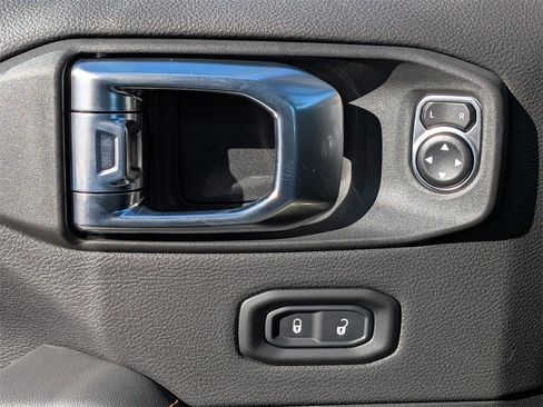 New 2026 Jeep Wrangler Unlimited Sahara image 24