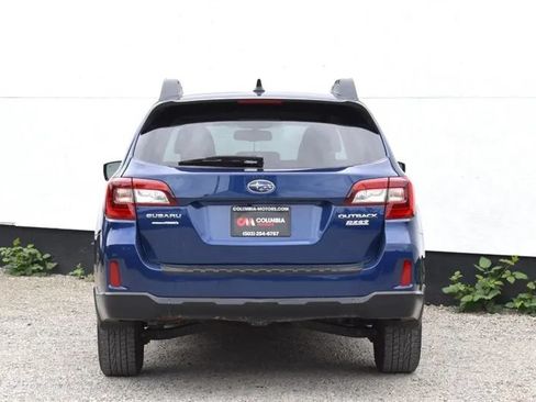 Used 2016 Subaru Outback 2.5i Premium w/ Popular Package #1 AWD/4WD image 4