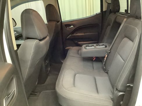 Used 2018 Chevrolet Colorado LT w/ LT Convenience Package image 28