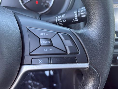 Used 2022 Nissan Kicks S FWD image 21