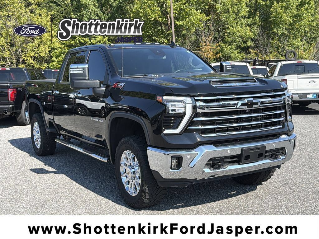 Used 2024 Chevrolet Silverado 2500 LTZ w/ LTZ Convenience Package AWD/4WD image 1