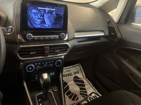 Used 2021 Ford EcoSport SE image 22