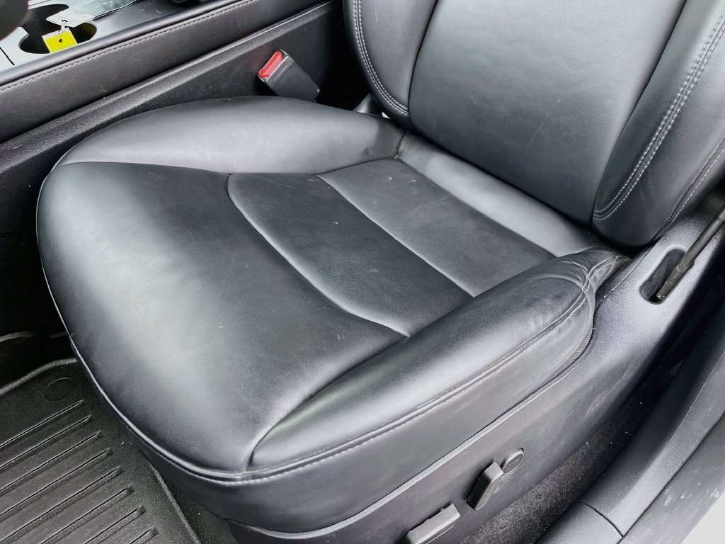 Used 2025 Tesla Model Y Long Range AWD/4WD image 19