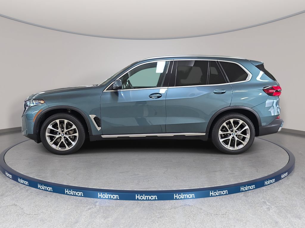 Certified 2024 BMW X5 xDrive40i w/ Premium Package AWD/4WD image 9