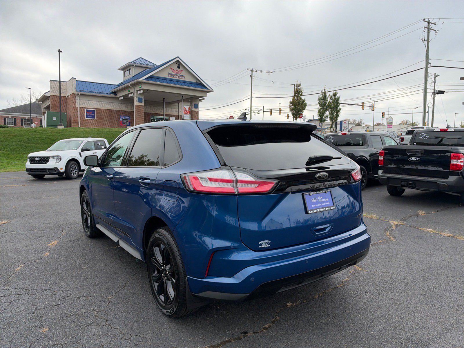 Certified 2024 Ford Edge SE w/ Black Appearance Package AWD/4WD image 10