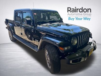 Used 2022 Jeep Gladiator Overland w/ Popular Equipment Package