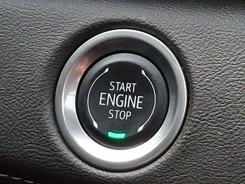 Certified 2024 Cadillac Escalade Sport w/ LPO, ONYX Package image 34