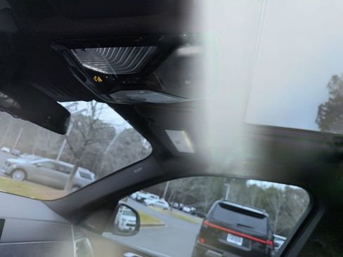 Used 2024 BMW X5 xDrive40i image 10