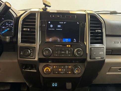 Used 2019 Ford F250 XLT AWD/4WD image 12
