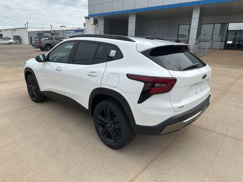 New 2026 Chevrolet Trax ACTIV FWD image 28