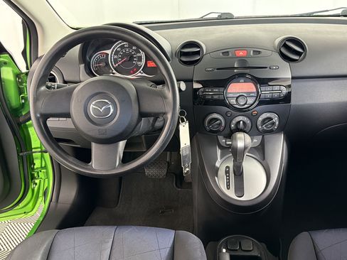 Used 2011 MAZDA MAZDA2 Sport FWD image 25