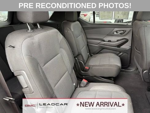 Used 2023 Chevrolet Traverse LT AWD/4WD image 13