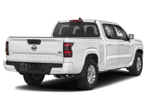 Used 2022 Nissan Frontier SV AWD/4WD image 5