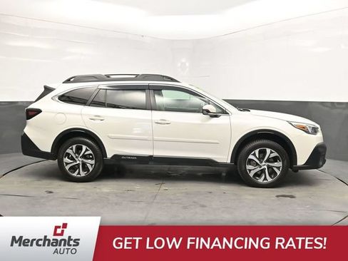 Used 2022 Subaru Outback Limited AWD/4WD image 9