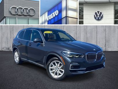 Used 2019 BMW X5 xDrive40i w/ Premium Package 2