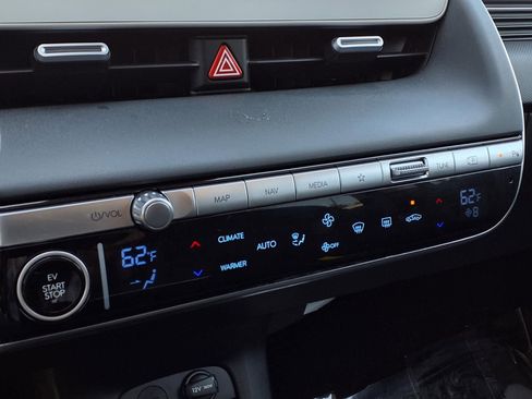 Used 2024 Hyundai Ioniq 5 SEL image 9