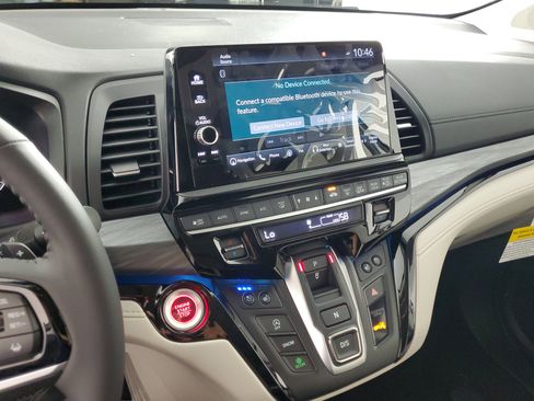 New 2026 Honda Odyssey Elite image 18