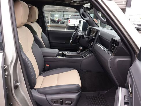 Used 2024 Lexus GX 550 AWD/4WD image 27