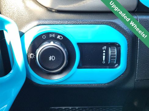 Used 2023 Jeep Wrangler Unlimited Sport image 25