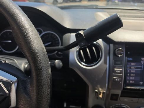 Used 2014 Toyota Tundra SR5 AWD/4WD image 20