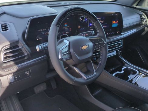Used 2026 Chevrolet Traverse High Country image 10