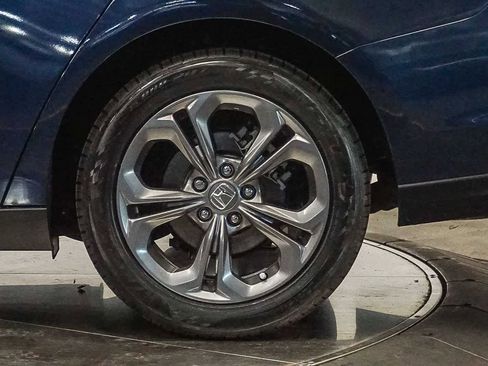 Used 2023 Honda Accord EX image 10