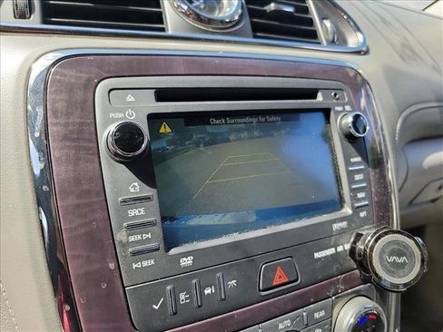 Used 2016 Buick Enclave Leather FWD image 18
