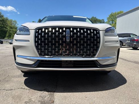 Used 2024 Lincoln Corsair Grand Touring w/ Equipment Group 301A AWD/4WD image 6