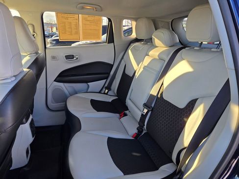 Used 2019 Jeep Compass Latitude w/ Popular Equipment Group image 30