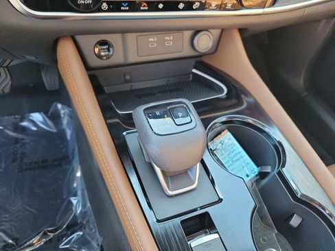 New 2026 Nissan Rogue Platinum w/ Platinum Premium Package image 19