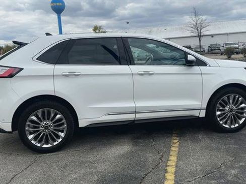 Used 2020 Ford Edge Titanium w/ Equipment Group 301A AWD/4WD image 9