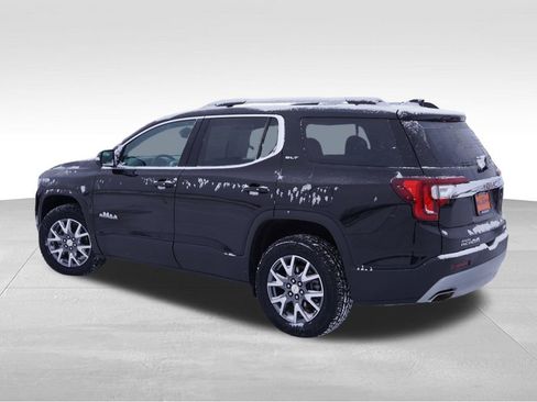 Certified 2023 GMC Acadia SLT w/ Preferred Package image 9