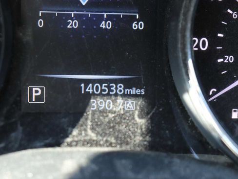 Used 2015 Nissan Rogue SV AWD/4WD image 11