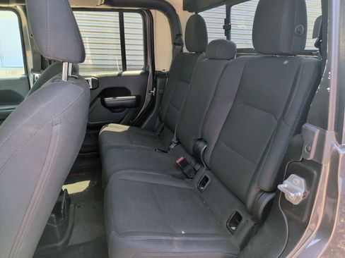 Used 2020 Jeep Gladiator Sport w/ Quick Order Package 24S AWD/4WD image 26