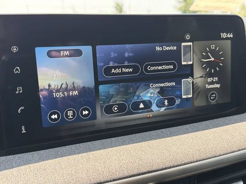 Certified 2025 Nissan Kicks SV AWD/4WD image 20