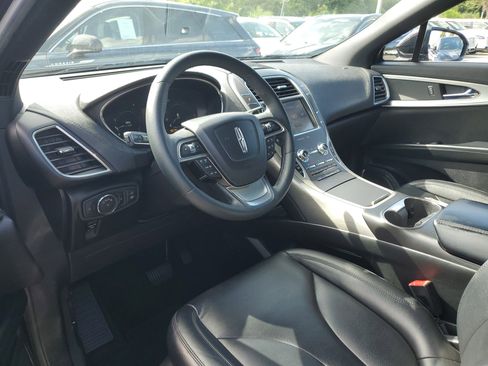 Used 2020 Lincoln Nautilus FWD image 8