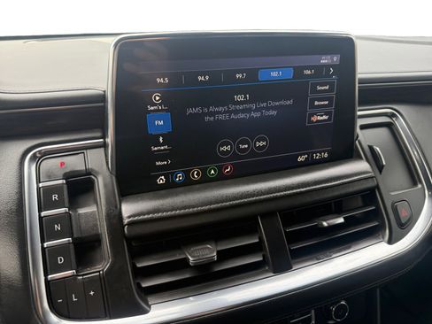 Used 2021 Chevrolet Suburban Z71 w/ Rear Media and Nav Package image 12