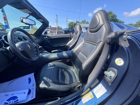 Used 2008 Pontiac Solstice Convertible w/ Premium Package RWD image 13