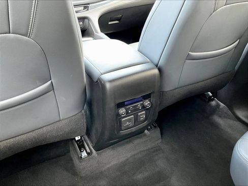 Used 2023 Buick Enclave Premium w/ Experience Buick Package AWD/4WD image 13