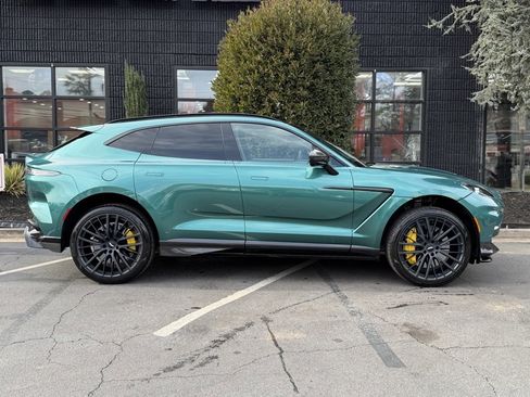 Used 2023 Aston Martin DBX 707 image 21