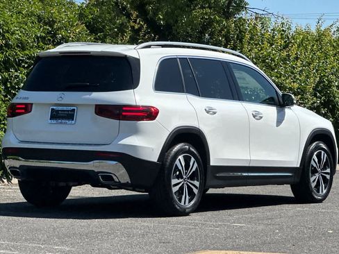 New 2026 Mercedes-Benz GLB 250 image 3