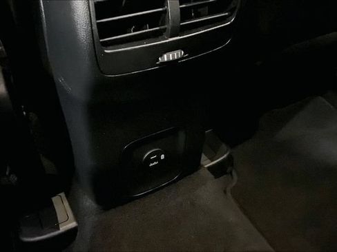 Used 2021 Ford Escape Titanium AWD/4WD image 26